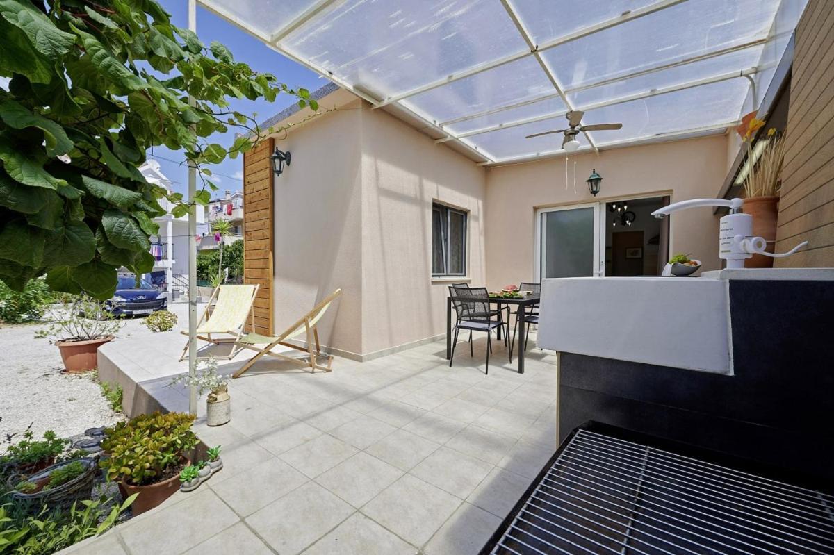 Smuketa In Trogir Haus Fuer 4 Personen Exterior foto