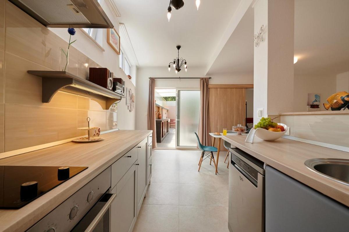 Smuketa In Trogir Haus Fuer 4 Personen Exterior foto