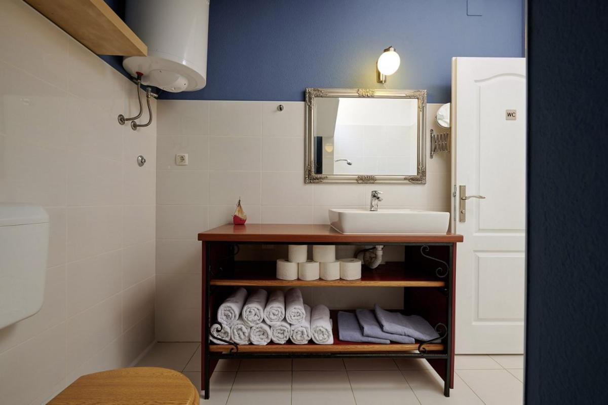 Smuketa In Trogir Haus Fuer 4 Personen Exterior foto